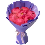 Букет из 7 коралловых пионов